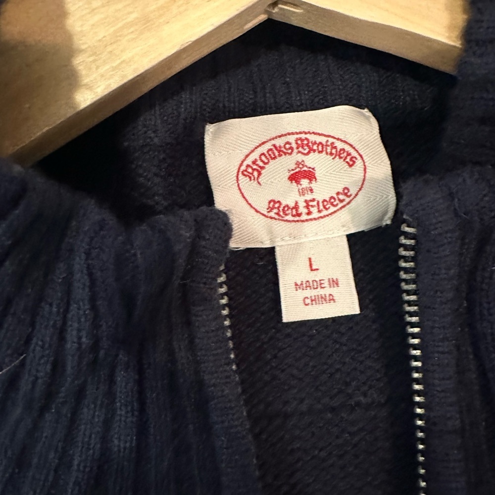 Brooks Brothers Vintage Men's Red Fleece Navy Sweater - Picture 7 of 7
